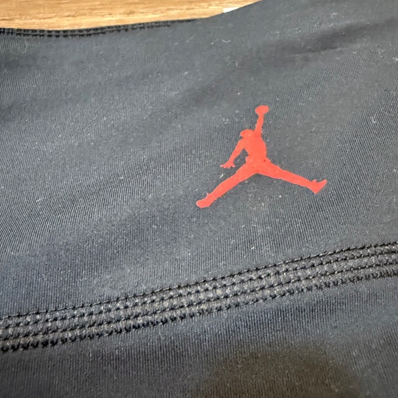 Jordan Women's Tight Fit Shorts NWT, Size Small, Gym, Athletic, Pull-On - Picture 8 of 8